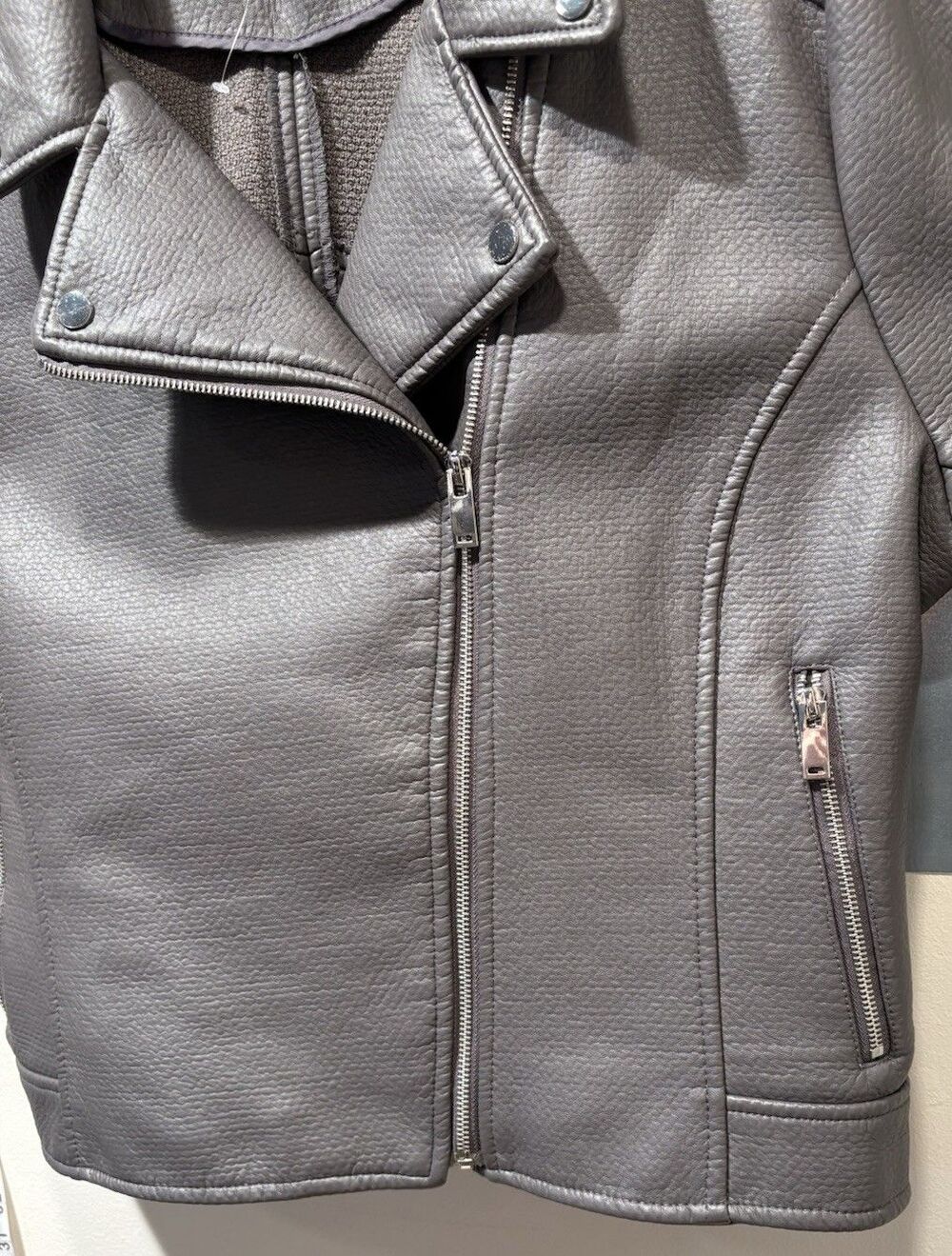 Motorcycle Jacket Asymmetrical Zip New York & Co Faux Leather Gray XXL NWOT - Picture 11 of 16